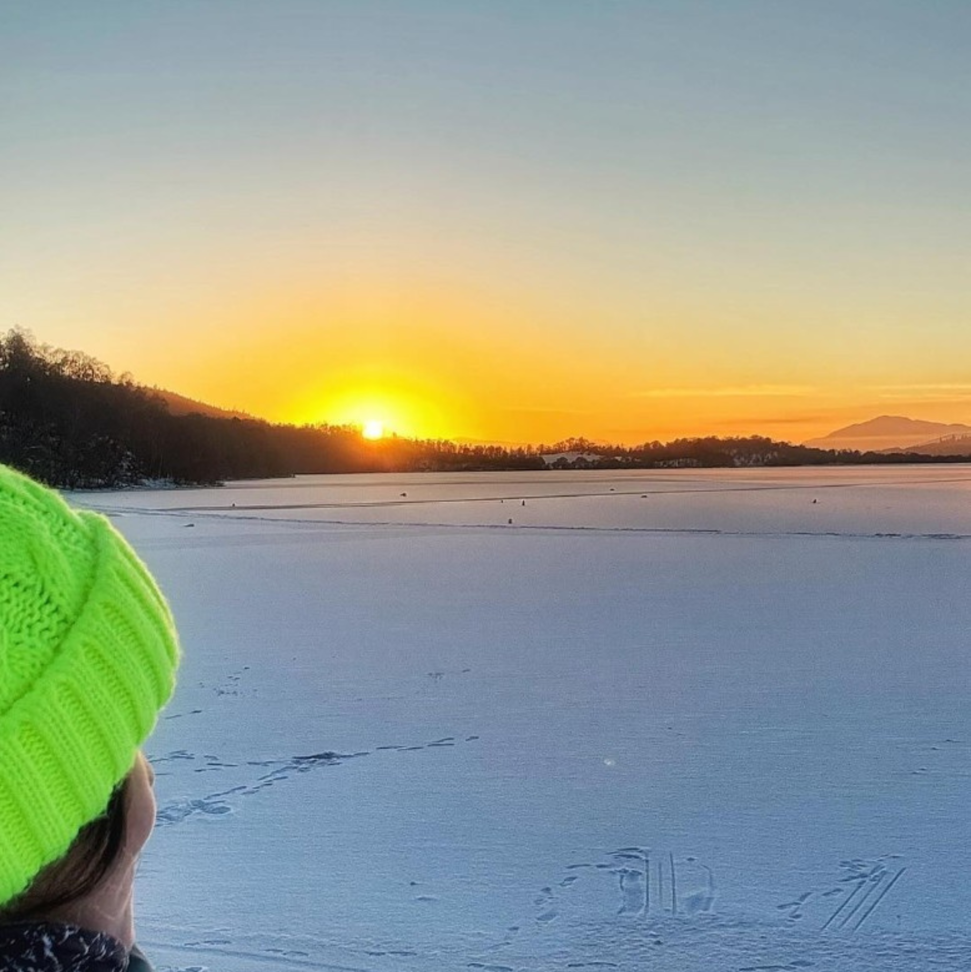 Wonderful Eilidh Barbour SKY Sports commentator wearing SABBOT headwear outdoors enjoying a scenic horizon view