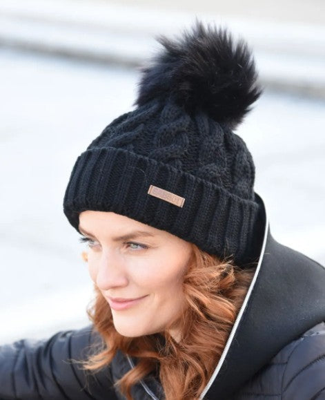 LINDA BOBBLE HAT