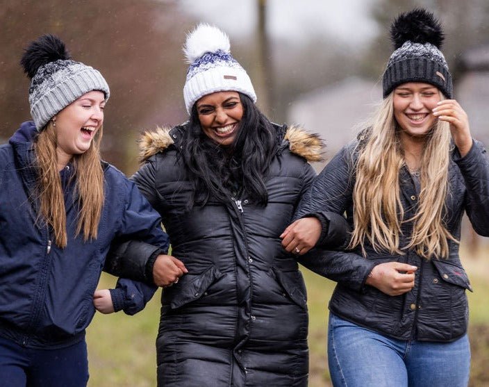 ZUZANA BOBBLE HAT - Sabbot Headwear